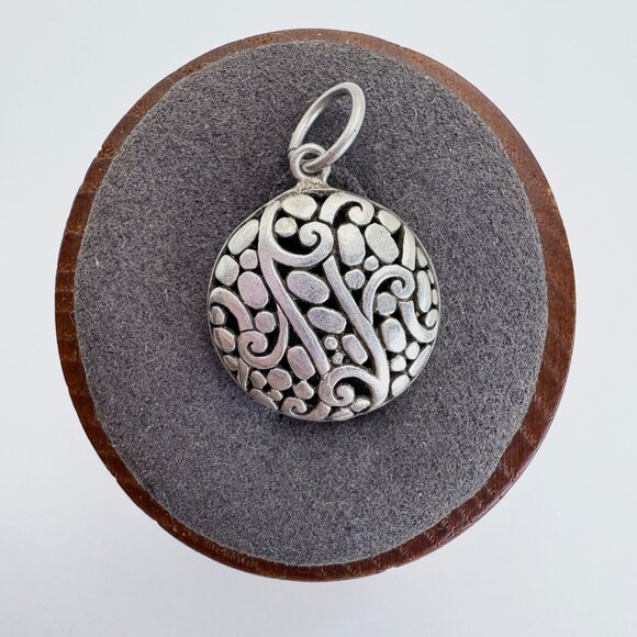 VTG Solid Sterling Silver 925 Scroll Design Circle Pendant Size 1" Length - Picture 1 of 8
